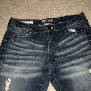 Distressed jean